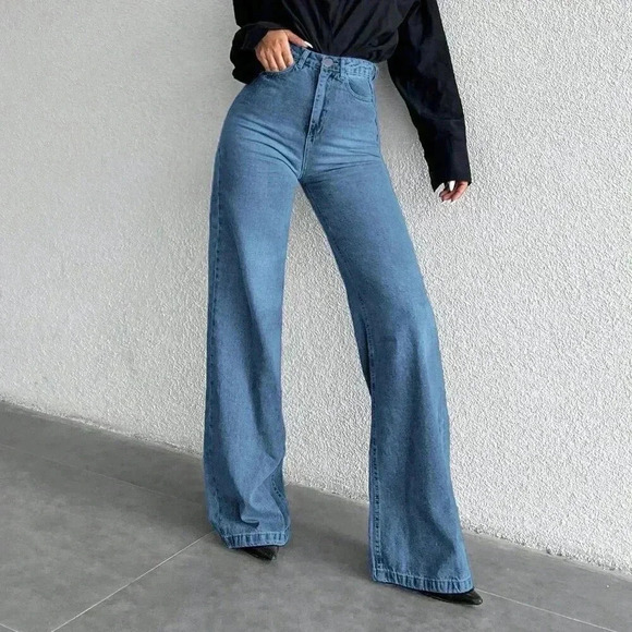 Medium Wash Casual Women's Loose Fit Commuter Straight Leg Jeans With Pockets - Picture 5 of 5